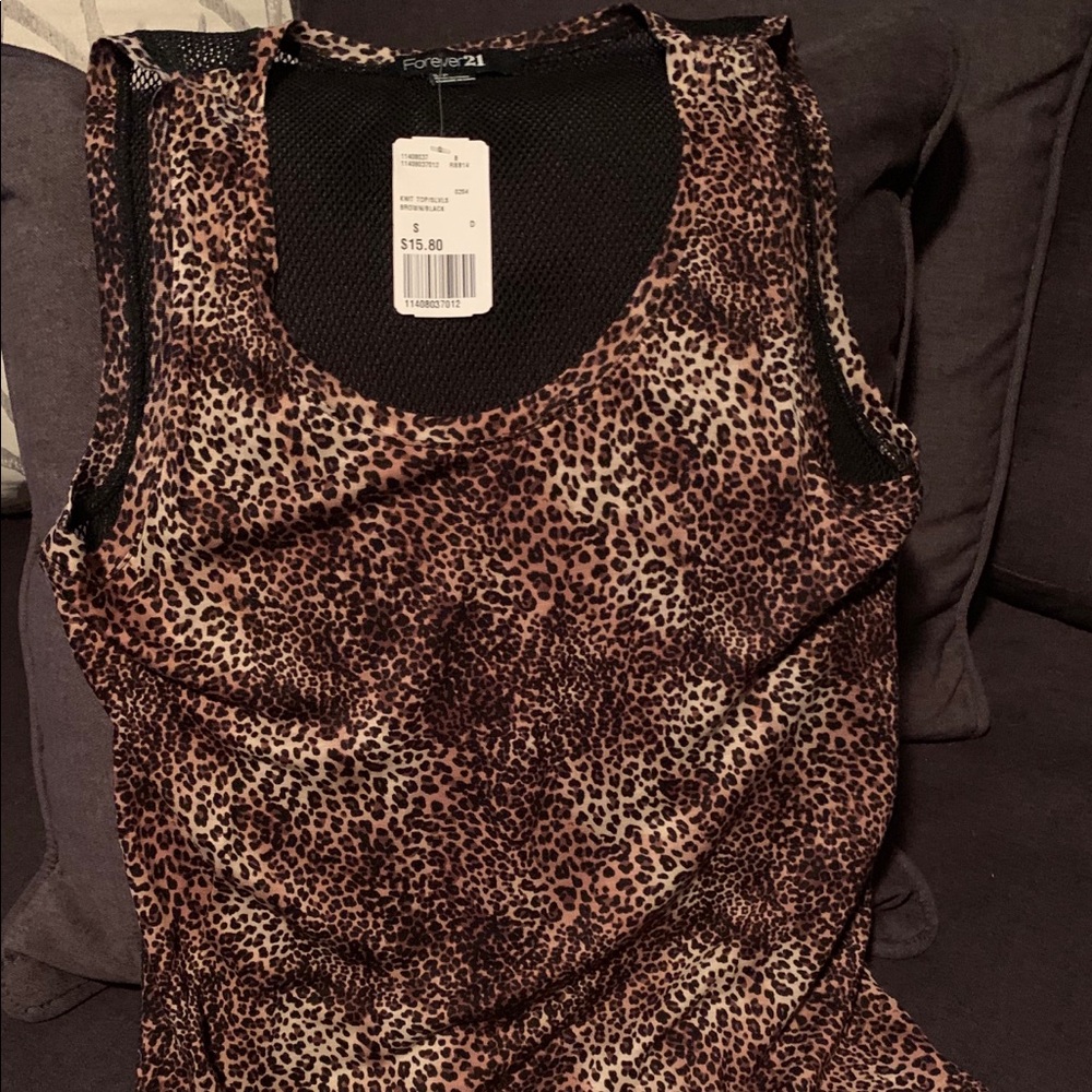 Leopard Tank